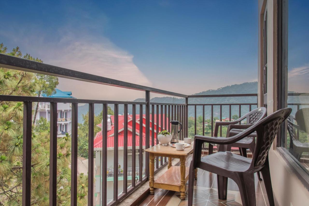 Valley View Apartments Kasauli Bagian luar foto