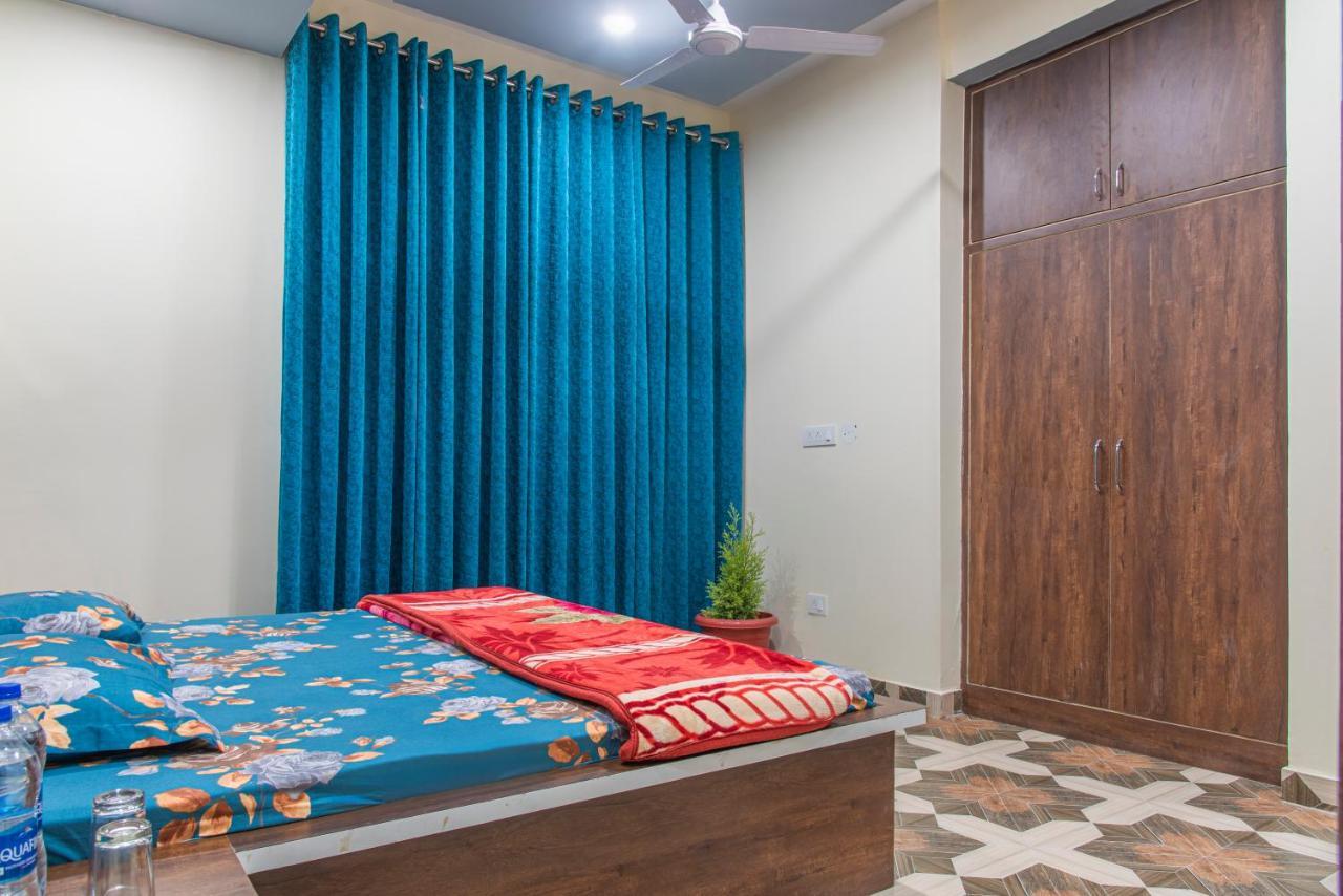 Valley View Apartments Kasauli Bagian luar foto